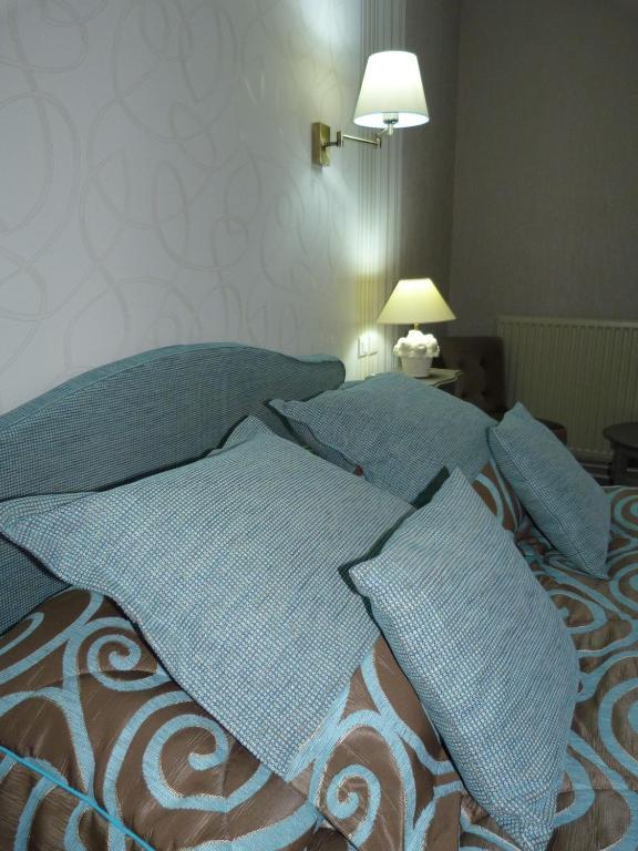 Hotel Le Gue Du Holme Saint-Quentin-sur-le-Homme Δωμάτιο φωτογραφία