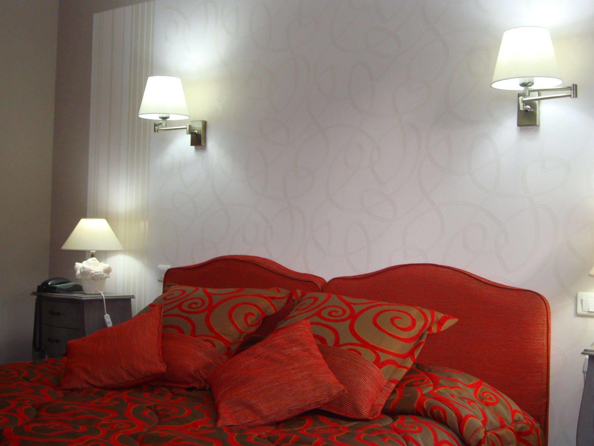 Hotel Le Gue Du Holme Saint-Quentin-sur-le-Homme Εξωτερικό φωτογραφία
