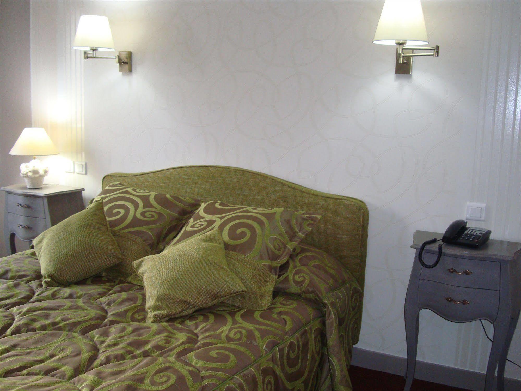 Hotel Le Gue Du Holme Saint-Quentin-sur-le-Homme Εξωτερικό φωτογραφία