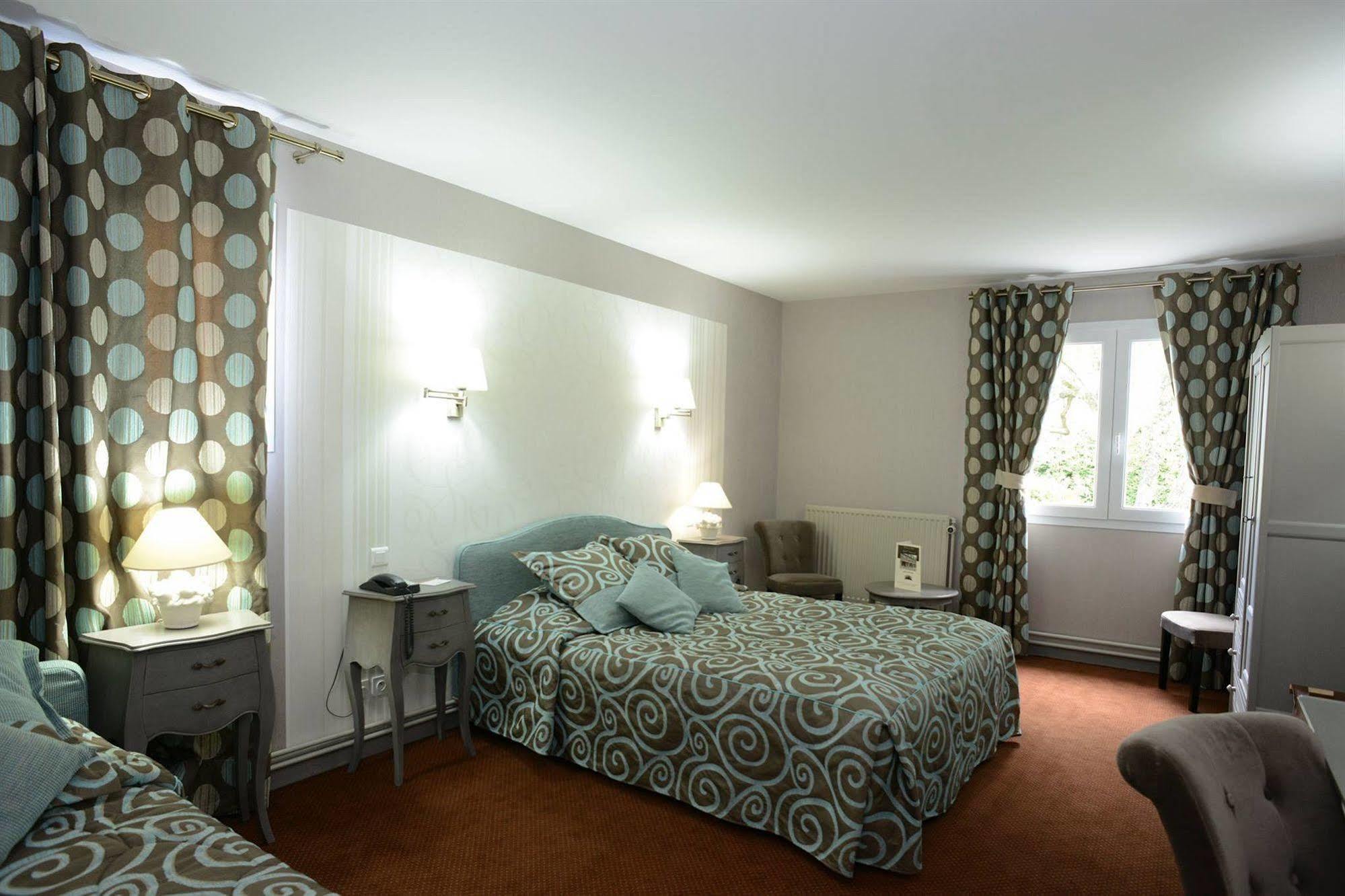 Hotel Le Gue Du Holme Saint-Quentin-sur-le-Homme Εξωτερικό φωτογραφία