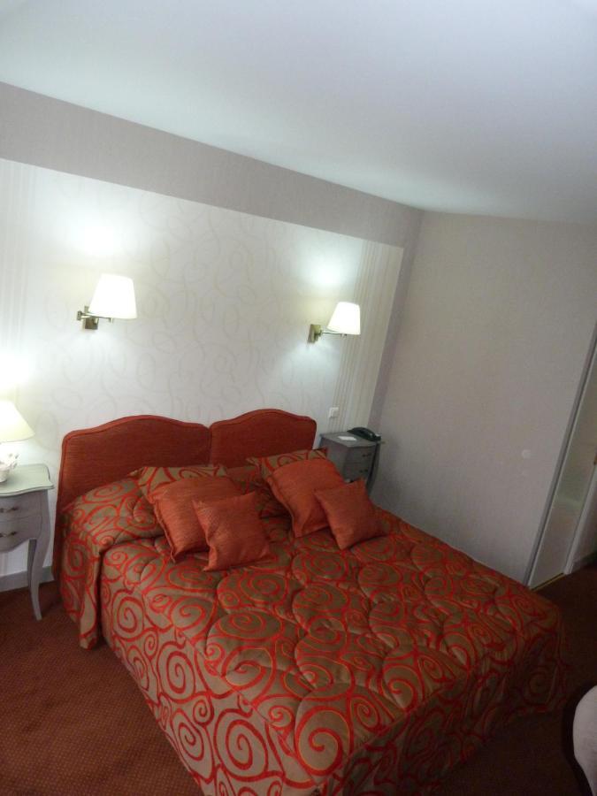 Hotel Le Gue Du Holme Saint-Quentin-sur-le-Homme Δωμάτιο φωτογραφία